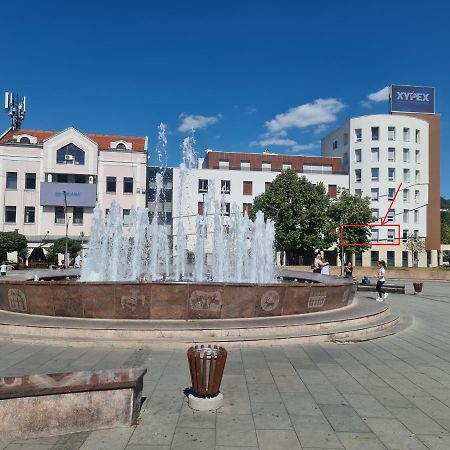 Tuzla Trg - Tuzla Square Lejlighed Eksteriør billede